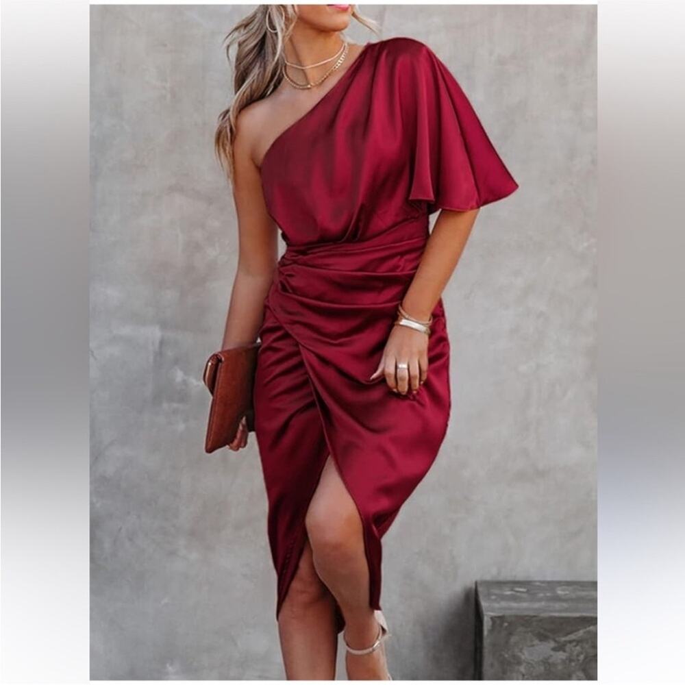 NEW Cupshe red satin faux wrap one shoulder midi dress - Picture 3 of 11